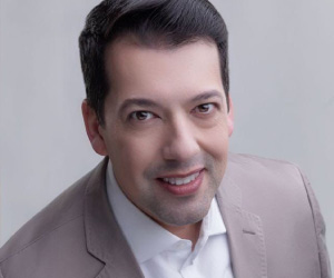 pr. Júnior Batista